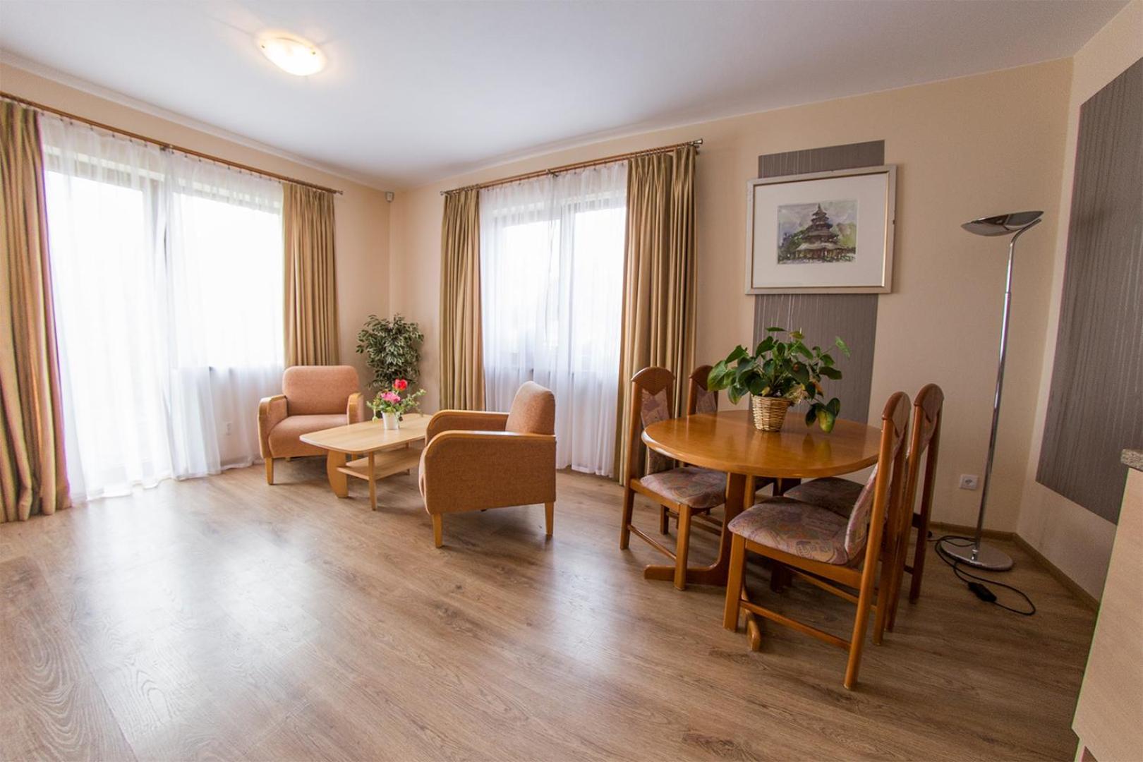 Wisniowy Sad Apartment Кудова-Здрой Екстериор снимка